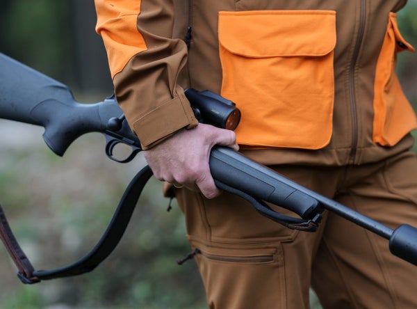 Blaser R8 Professional 9,3x62 tummanvihre&auml;